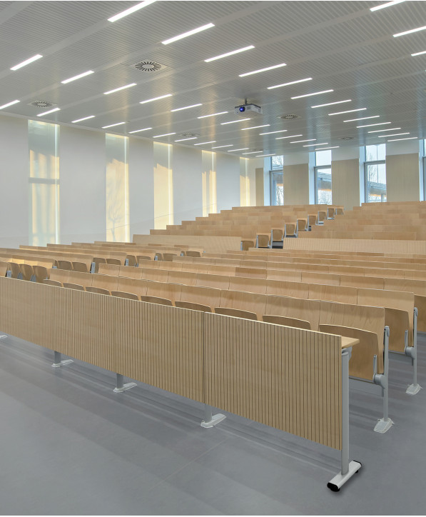Table Formation Wheelchair Workstation