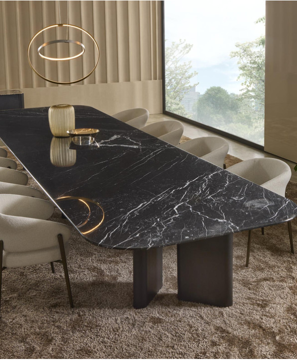 Onno Dining Table
