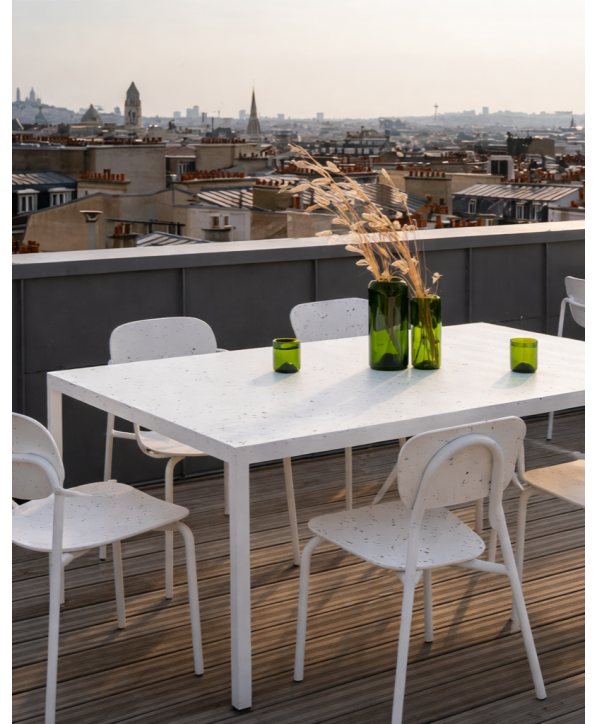 Table Tetra