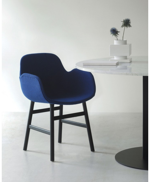 Chaise Form