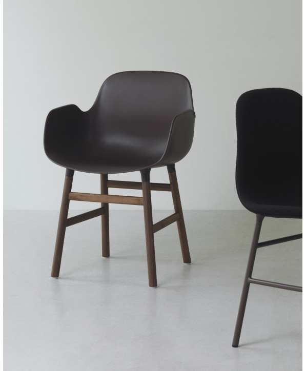 Chaise Form