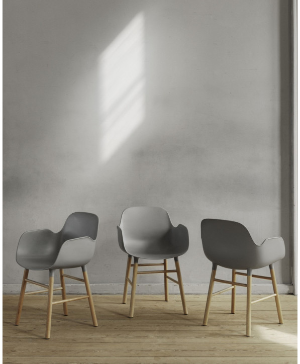 Chaise Form