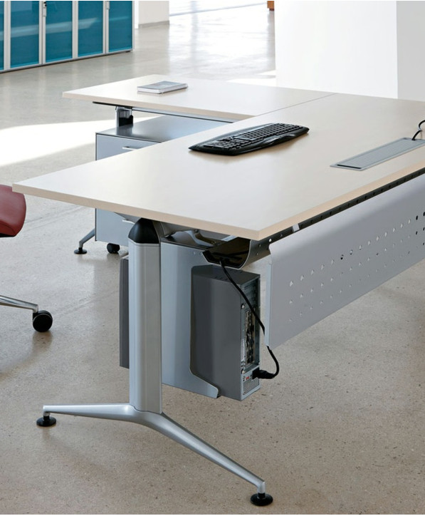 Tables Trama