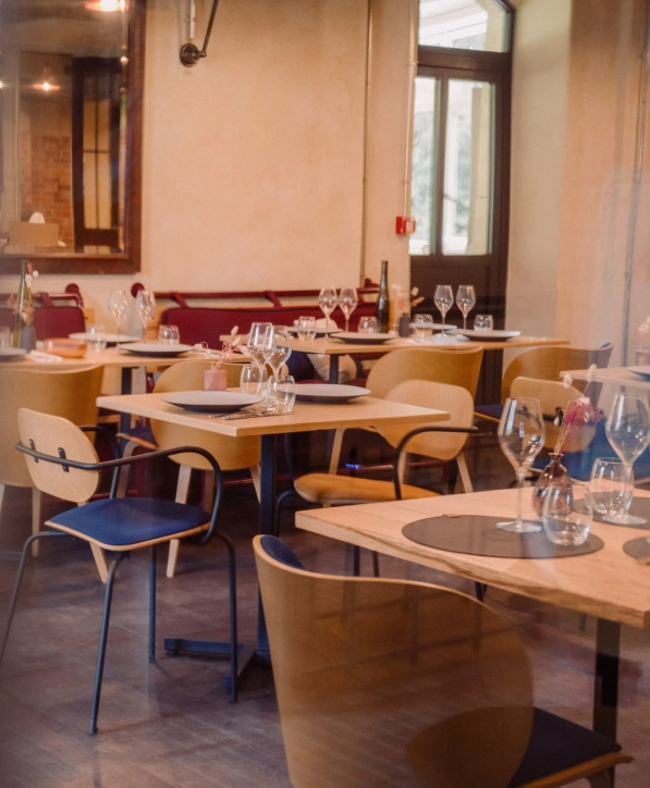 Table Guichard Tizu